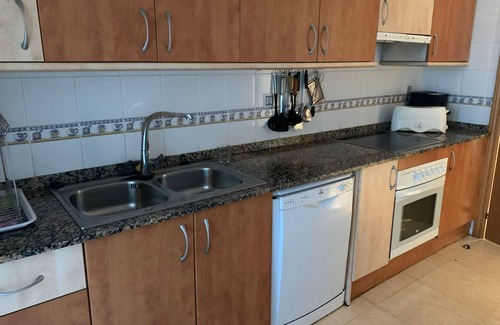 Creixell Ski Chalet | More JAPIMON rest and relaxation 5' from the beach and 25' from Port Aventura Wold