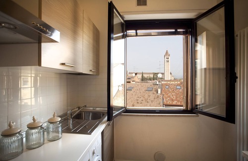 San Zeno Apartment | MORGAN SUITE