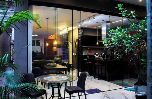 Vila Suzana House | Morumbi Triplex House with Jacuzzi