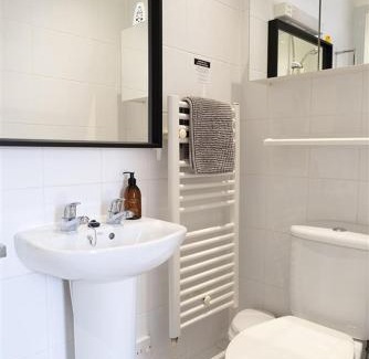 Boscombe Bed & Breakfast | Mory House