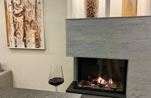 Maring-Noviand House | Mosel Winzerhaus an der Lieser - Sonnenterrasse, Weinberge & Nähe Bernkastel-Kues