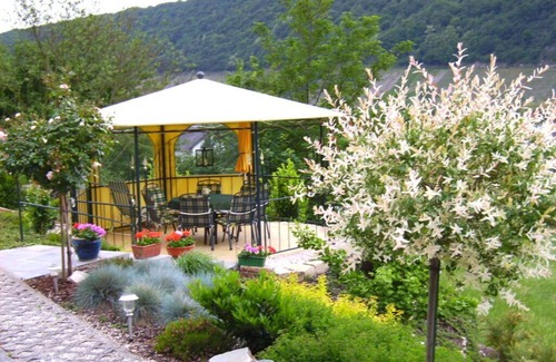 Dhron House | Moselblick" Modern retreat"