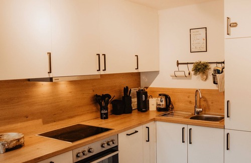 Neumagen-Dhron Apartment | Moselle apartment, oldest wine village, hiking, cycling, washing machine, Netflix!