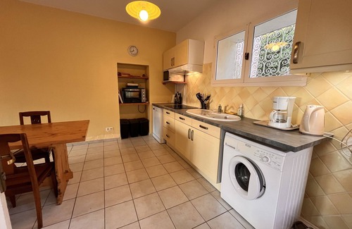 Le Pradet Apartment | Most beautiful Garden appartement in a large privat park, 30m from the sea