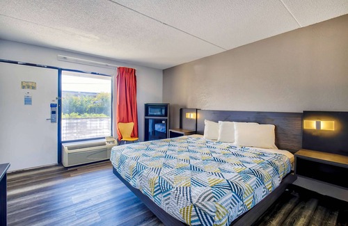 Ashland Hotel | Motel 6 Ashland, VA
