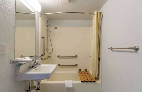 Hayward Hotel | Motel 6 Hayward, CA – Silicon Valley Gateway