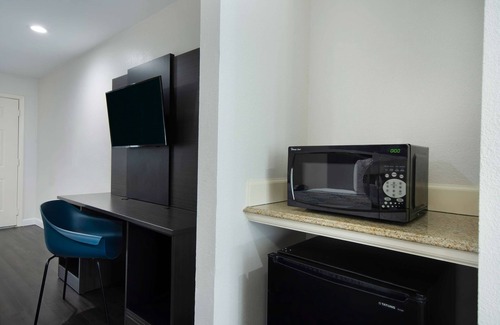 George Bush Park/Eldridge Hotel | Motel 6 Houston, TX - I-10 West