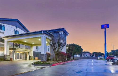 Balch Springs Hotel | Motel 6-Mesquite, TX - Balch Springs