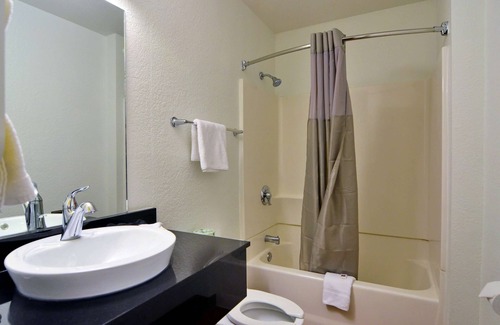 Palm Springs Hotel | Motel 6 North Palm Springs, CA - North