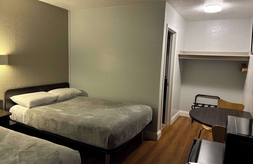 Northwest Pensacola Hotel | Motel 6 Pensacola, FL - Airport West