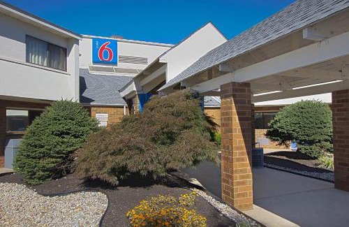 Piscataway Hotel | Motel 6-Piscataway, NJ