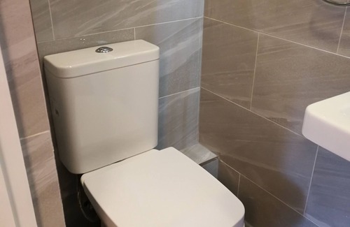 Brighton City Centre House | Motel Schmotel