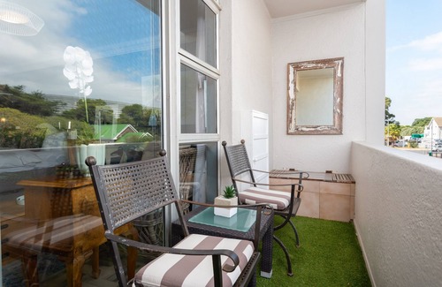 Mouille Point Apartment | Mouille Point Studio with Breathtaking Views