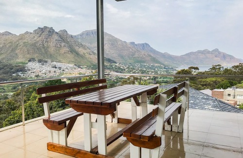Hout Bay Apartment | Mount Bay