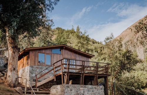 San Alfonso Cabin | Mountain Cabin Perfect for a Family Vacation in Cajon del Maipo Chile
