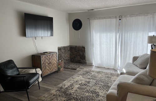 Georgetown Condo | Mountain Escape