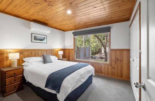 Halls Gap House | Mountain Hideaway by Halls Gap Accommodation