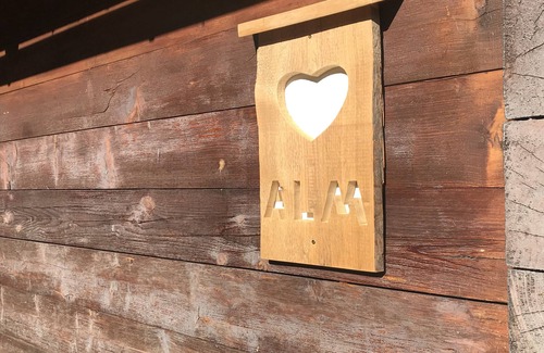 Auen House | Mountain hut "H e r z a l m" - a pearl in the Mur Valley - Holidays for TWO