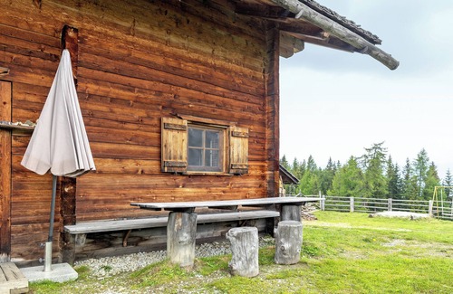 Rodengo House | Mountain Hut 'Laffaa' with Mountain View and Private Garden
