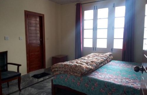 Dhirkot Hotel | Mountain Inn Dao Khan