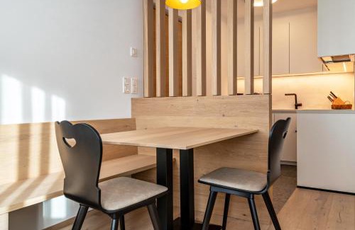 Valdaora di Mezzo Apartment | Mountain Meadows Apt 3