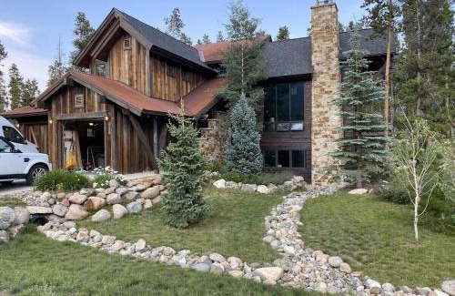 The Reserve House | Mountain Retreat