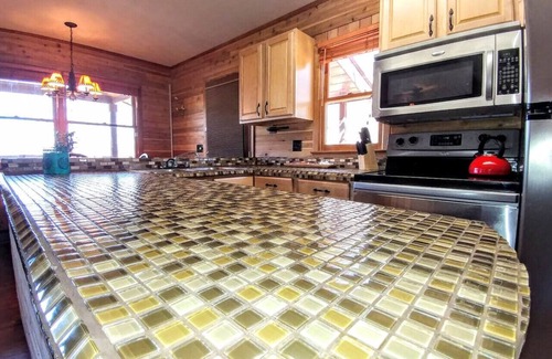 Whittier Cabin | Mountain View Cabin Hot Tub,Wifi,Casino