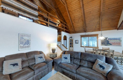 Purgatory Cabin | Mountain View Cabin with Two Private Decks, near Purgatory & Electra Lake