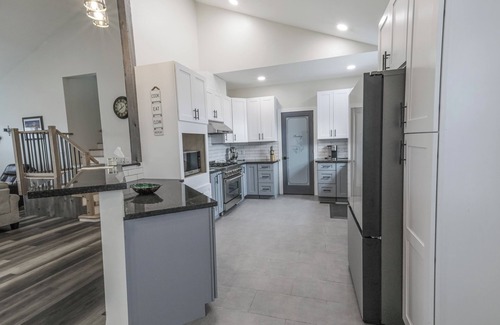Big Timber House | Mountain View Home, 5 bedrooms large, open spaces!