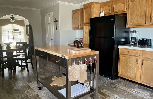 Mena House | Mountain View Stay LLC - The perfect place to get away, relax and enjoy nature.