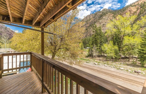 Ouray Condo | Mountain Views-Across from River Walk Trail-Pet-friendly