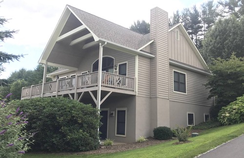 Jefferson House | Mountain Views From Jefferson Landing Golf Course