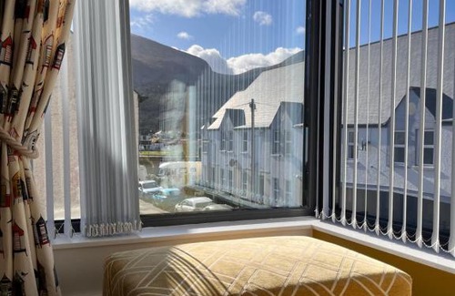 Newcastle Apartment | Mourneview Loft - Luxury Apartment