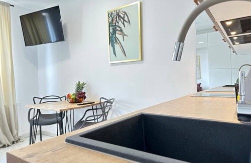 Psie Pole Apartment | Moveen! Stylish Urban Oasis