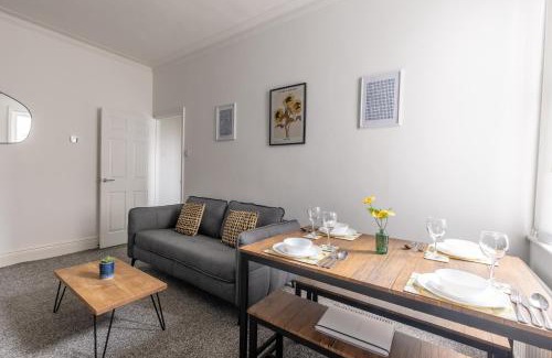 Westoe Apartment | Mowbray