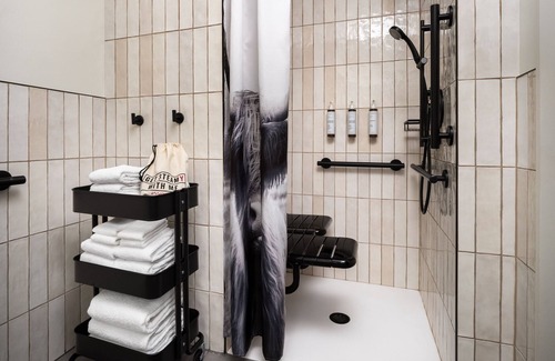 University Hill Hotel | Moxy Boulder University