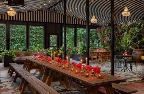 Williamsburg Hotel | Moxy Brooklyn Williamsburg