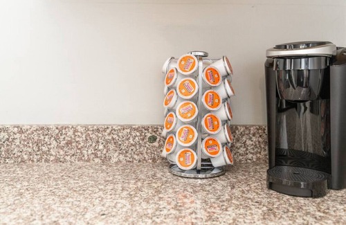 Mount Adams Apartment | Mt. Adams 1BR Great Location! Steps from Monastery