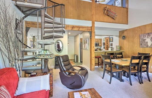 Crested Mountain Village Apartment | Mt Crested Butte Cajun Chalet Condo Walk to Ski