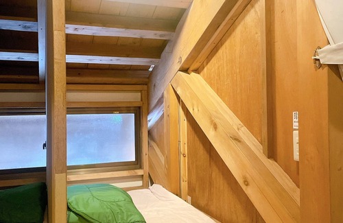 Fujinomiya Cabin | Mt.Fuji Fujinomiya Trail The New 7th Station Goraikousansou