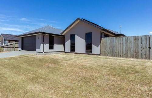 Methven House | Mt Hutt Views on Memorial Cres