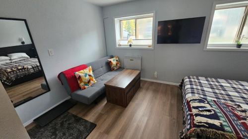 Mead Apartment | Mt Spokane ski condo