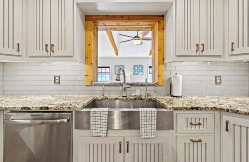 Gainesville House | Much to love Guest favorite Evergreen Hideaway waterfront home w/dock. Pets ok