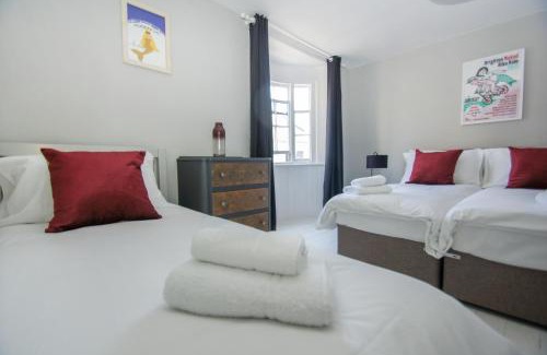 Kemptown Apartment | Mucky Duck House - Central- by Brighton Holiday Lets