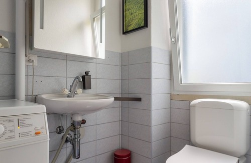 Gundeldingen Hotel | Mue Cubes , your cozy capsule Hotel In Basel