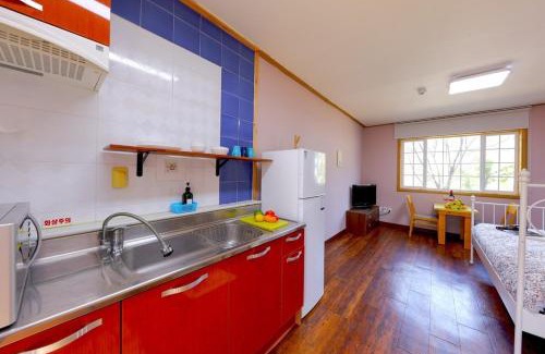 Seolcheon-myeon House | Muju Snow Country Pension