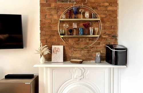 Over-the-Rhine House | Mulberry Mansion - OTR - FREE Parking