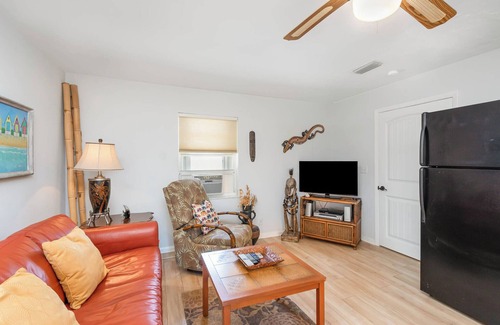 Indian Harbour Beach House | Multi Space Charming Beach House