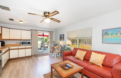 Indian Harbour Beach House | Multi Space Charming Beach House