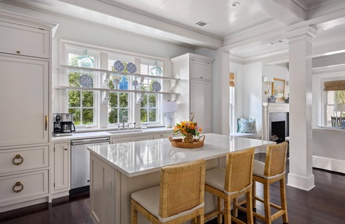 Palmetto Bluff House | Multiple Porches and Bar Set-up for Entertaining